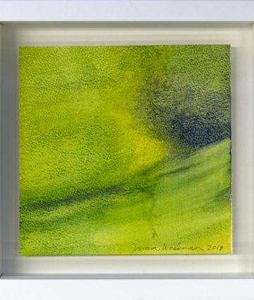 Abstrakti maalaus, keltainen hallitsee, vihreää ja sinistä.