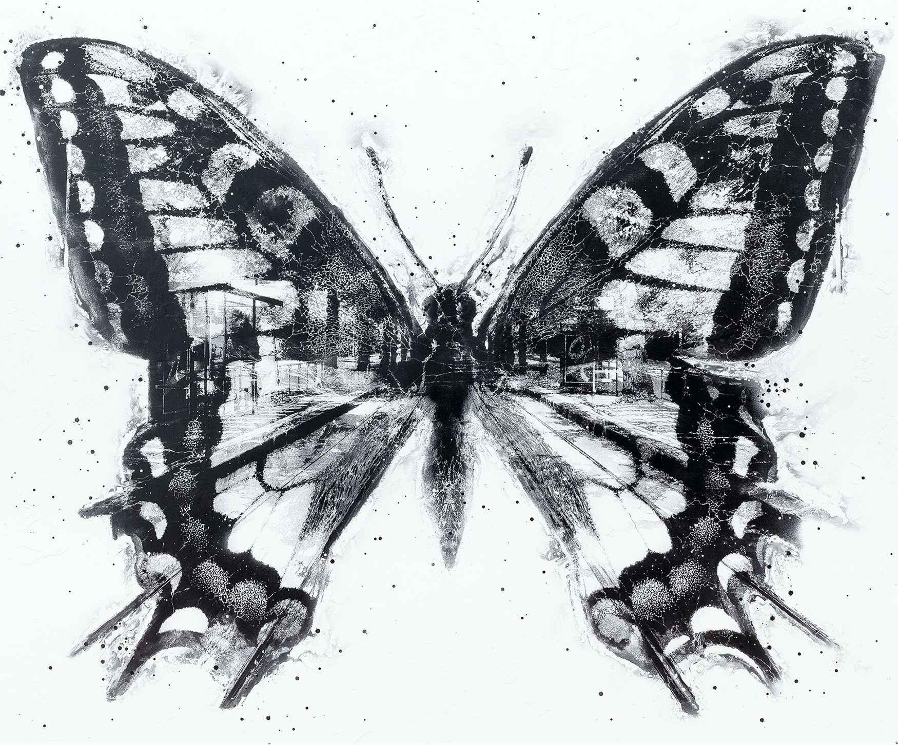 Jussi TwoSevenin spraymaalilla tehty kuva Perhosen ja kaupunkikuvan yhdistelmä