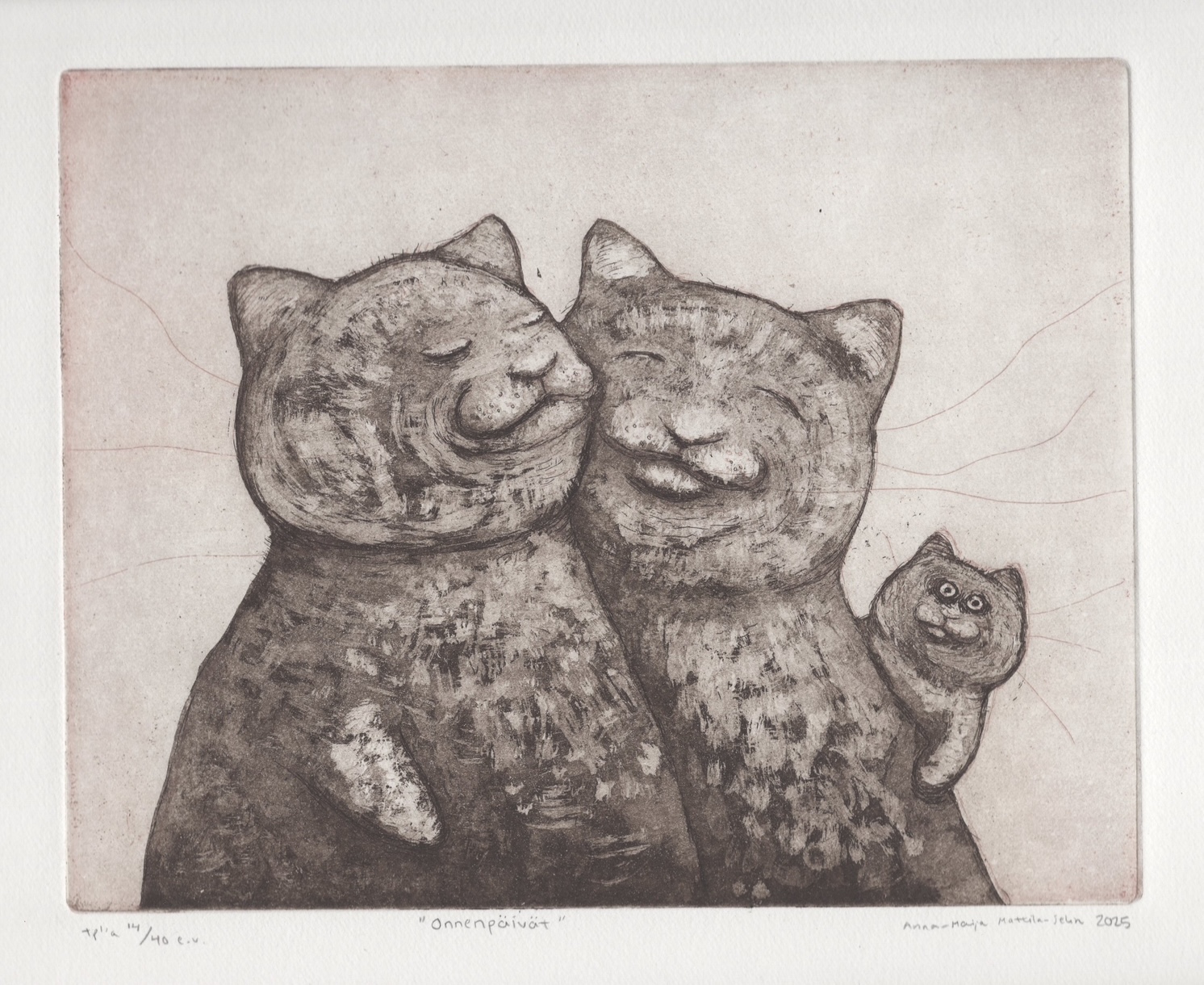 Anna-Maija Mattila-Selinin etsaus, akvatinta tekniikoilla tehty grafiikka, jossa kissat tyytyväisinä