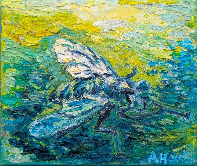 Ekspressionistinen vihertävän keltainen paksulla kerroksilla maalattu öljyväriteos esittää kärpästä.